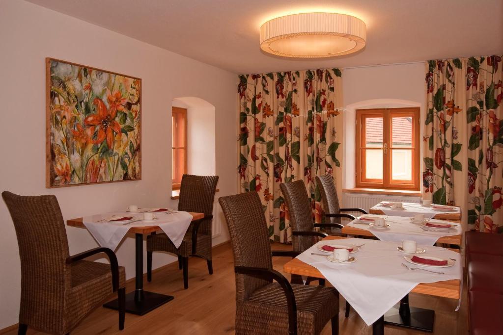 Gastehaus Schloss Bernau Ξενοδοχείο Fischlham Εξωτερικό φωτογραφία
